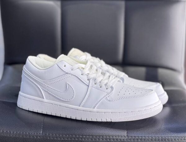 air Jordan 1 low white (ایر جردن 1 سفید)